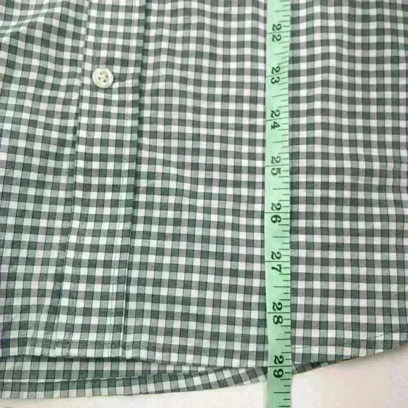 Izod Men’s Soft Wash Essentials Button Up Shirt Large 16/16.5 34/35 Green Plaid - Picture 7 of 11